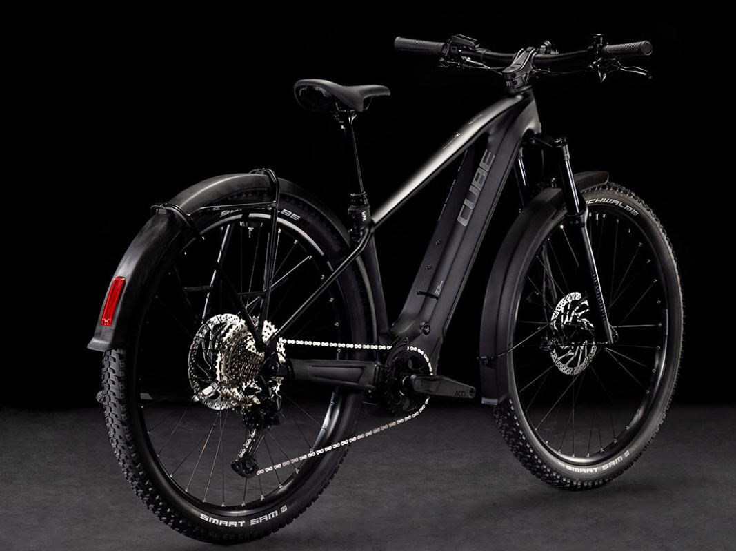 Cube Reaction Hybrid Race Allroad 2025